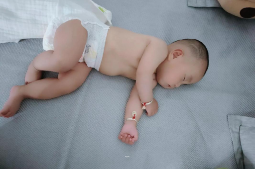 南通宝宝突然很多眼屎